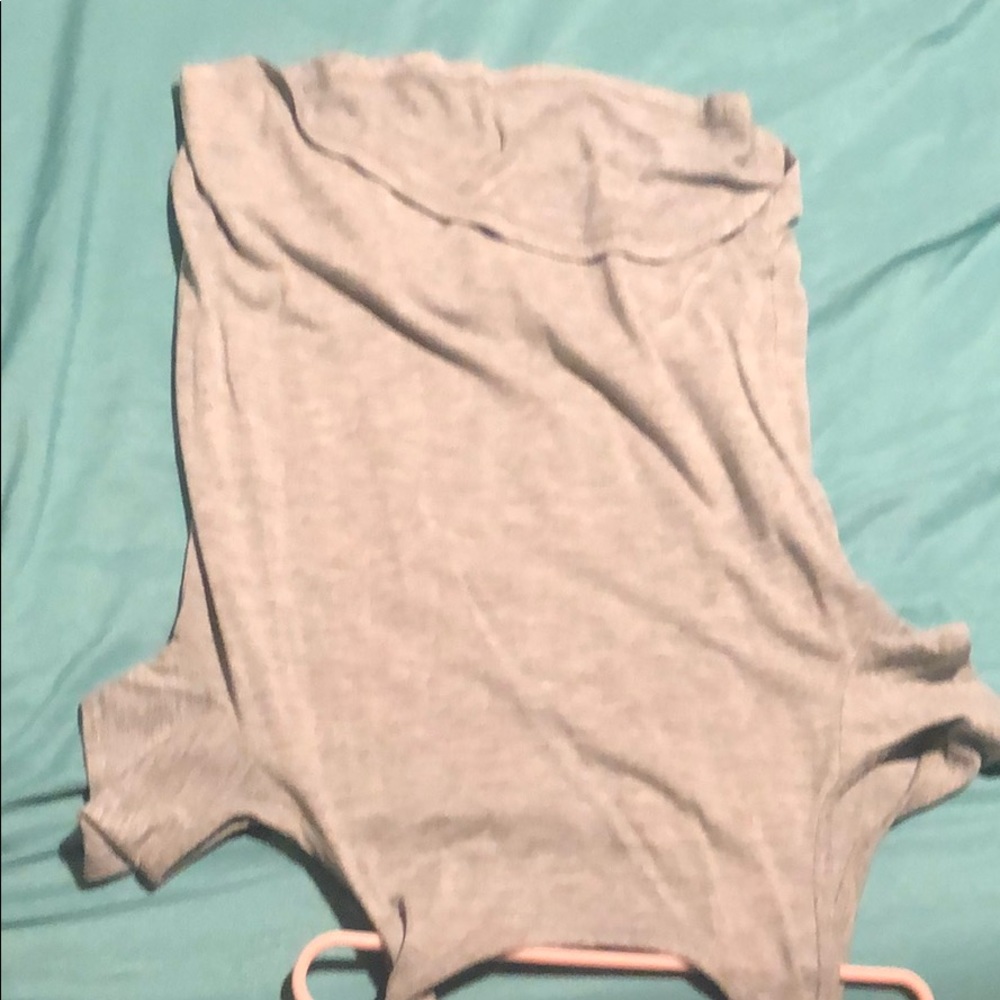 Grey Shirt - Picture 5 of 5